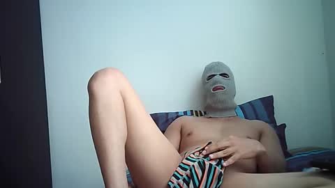 SesyMen online show from September 28, 2025, 1:27 pm