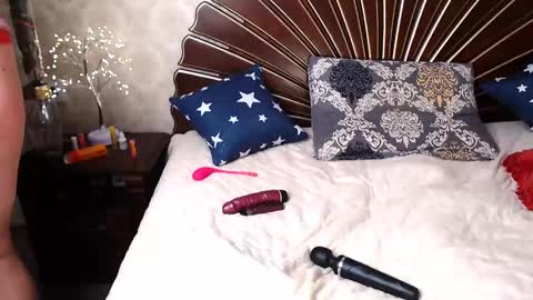 Snapshot of sexyblondebush chatting on February 21, 2025, 8:07 am Lana online show from February 21, 2025, 8:07 am