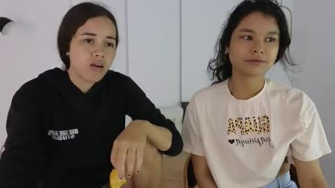 chanell and yina online show from October 5, 2025, 1:09 pm