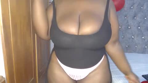 Snapshot of sexychocco_ chatting on February 21, 2025, 9:00 pm sexychocco online show from February 21, 2025, 9:00 pm