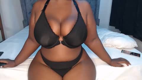Snapshot of sexychocco_ chatting on September 21, 2025, 10:17 am sexychocco online show from September 21, 2025, 10:17 am