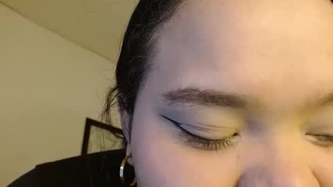 Eva online show from November 20, 2025, 1:39 am