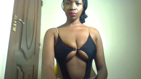 Snapshot of sexyclara90 chatting on March 3, 2026, 9:04 am sexyclara90 online show from March 3, 2026, 9:04 am