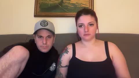 sexycouple41110 online show from March 18, 2026, 3:09 am