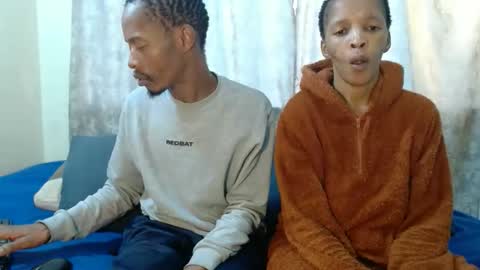 sexycouplexx01 online show from May 8, 2026, 2:55 pm