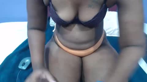 Snapshot of sexycurveyass chatting on September 21, 2025, 5:20 am sexycurveyass online show from September 21, 2025, 5:20 am