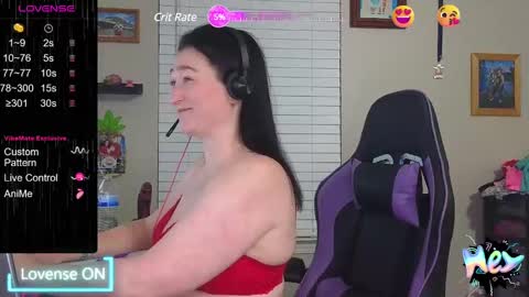 Snapshot of sexydistraction1 chatting on January 10, 2025, 10:36 pm SexyDistraction online show from January 10, 2025, 10:36 pm