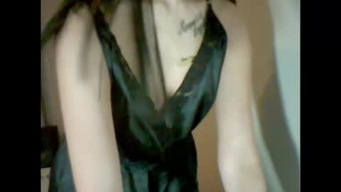 Snapshot of sexydiva02 chatting on October 22, 2025, 9:14 pm sexydiva02 online show from October 22, 2025, 9:14 pm