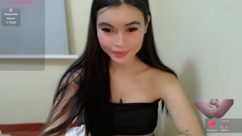 sexydollfox online show from June 5, 2026, 2:12 pm