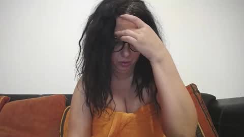 Snapshot of sexyerikka chatting on October 30, 2025, 2:13 am Eva online show from October 30, 2025, 2:13 am