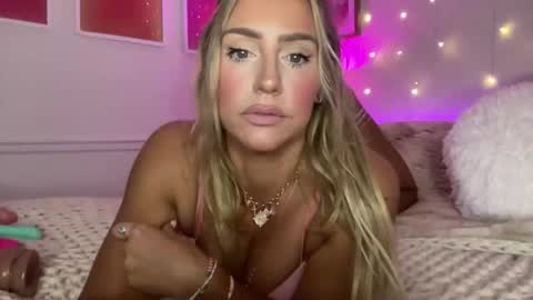 Snapshot of sexygoodvibebabe69 chatting on March 3, 2026, 9:59 am Ashley Love online show from March 3, 2026, 9:59 am