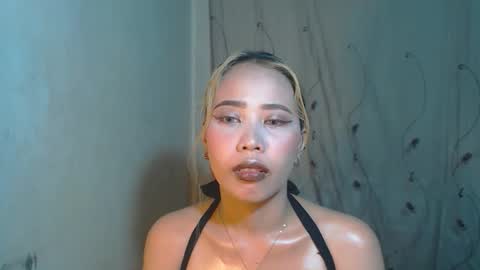 jeanken and jelian online show from November 2, 2025, 7:38 pm