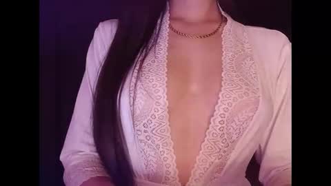 Snapshot of sexyideusa chatting on September 17, 2025, 1:40 am Sexy online show from September 17, 2025, 1:40 am