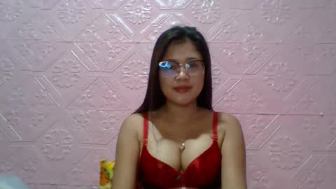 sexyjessa20 online show from October 28, 2025, 2:37 am