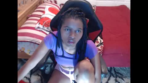Snapshot of sexyjustin202 chatting on December 3, 2024, 6:59 am sexyjustin202 online show from December 3, 2024, 6:59 am