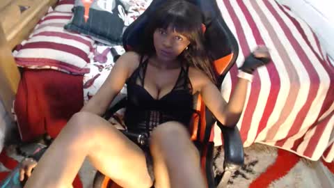 sexyjustin202 online show from October 21, 2025, 10:21 pm