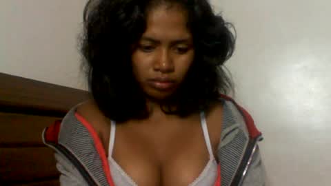 sexylarra12 online show from June 8, 2026, 2:45 am