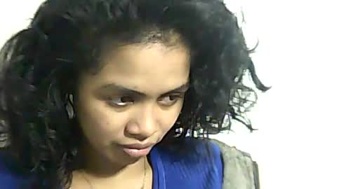sexylarra12 online show from August 7, 2026, 4:09 pm