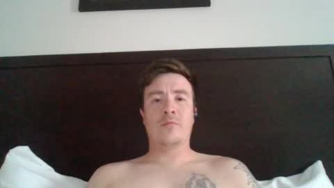 sexylatino4 online show from June 4, 2026, 1:00 am