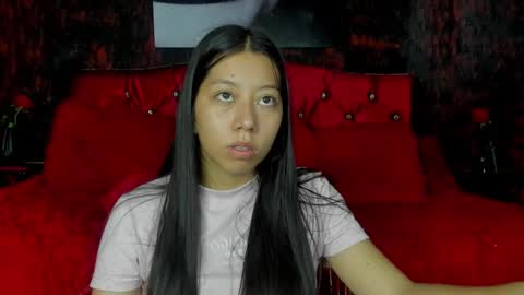 Snapshot of sexylaurita4u chatting on December 9, 2024, 11:36 am laura online show from December 9, 2024, 11:36 am