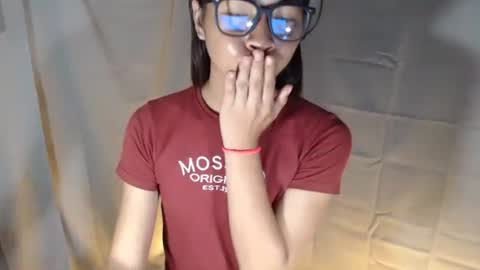 Snapshot of sexylaylia chatting on October 22, 2025, 2:50 pm Laylia3 online show from October 22, 2025, 2:50 pm