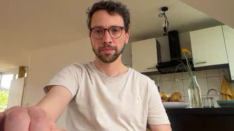 sexyleo8282 online show from May 18, 2026, 10:43 am