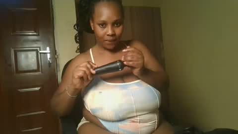 Snapshot of sexylily25 chatting on October 25, 2025, 2:56 pm lily online show from October 25, 2025, 2:56 pm