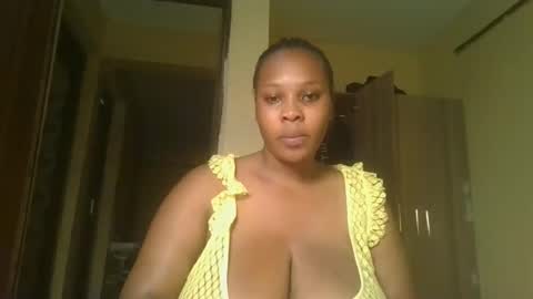 Snapshot of sexylily25 chatting on October 27, 2025, 3:32 am lily online show from October 27, 2025, 3:32 am