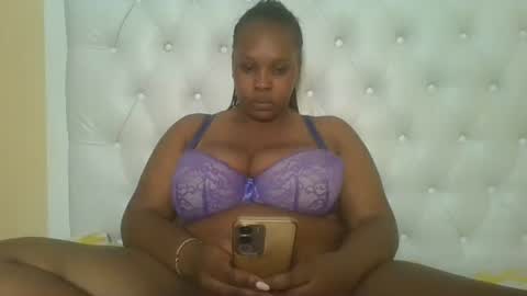 Snapshot of sexylily25 chatting on November 23, 2025, 6:13 am lily online show from November 23, 2025, 6:13 am