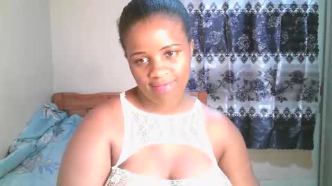 Snapshot of sexylucy33 chatting on February 5, 2026, 8:46 pm sexylucy33 online show from February 5, 2026, 8:46 pm