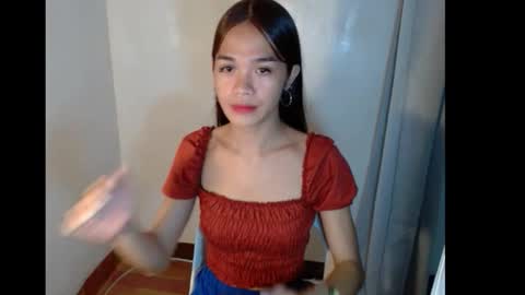 Lunox3 online show from October 12, 2025, 2:27 pm