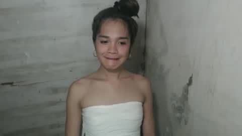 Lunox3 online show from November 20, 2025, 9:42 am