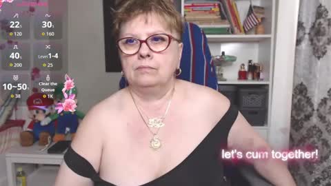 sexylynette4u online show from March 3, 2026, 8:20 am