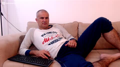 David online show from October 18, 2025, 7:58 pm