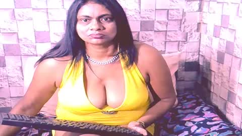 sexymaturemilf01 online show from July 11, 2026, 12:41 pm
