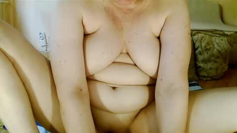 Squirty Maya Gold online show from July 7, 2026, 7:23 am