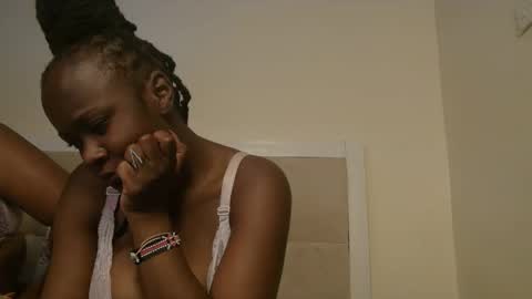 Snapshot of sexymia56 chatting on October 13, 2025, 9:04 pm Miss mia online show from October 13, 2025, 9:04 pm