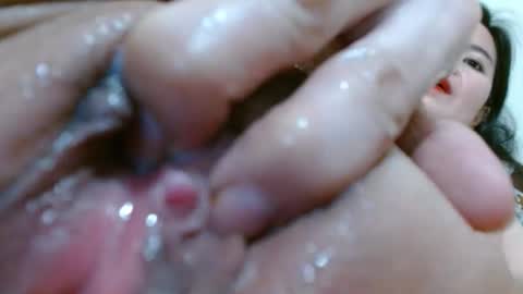 Miya online show from October 3, 2025, 6:32 am