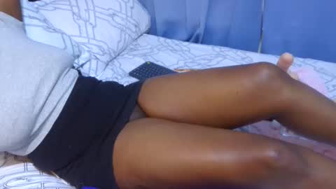 Snapshot of sexymompie chatting on January 29, 2025, 9:33 am CANDY online show from January 29, 2025, 9:33 am