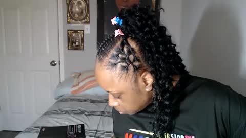 SexyMona online show from October 5, 2025, 5:44 pm