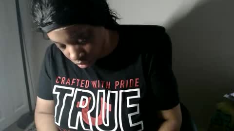 SexyMona online show from April 2, 2026, 10:18 pm