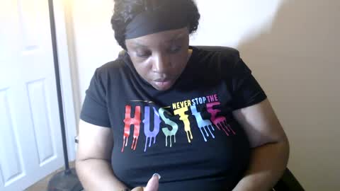 SexyMona online show from July 10, 2026, 3:44 am