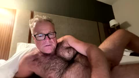 Raymond Art Model online show from July 28, 2026, 2:40 am