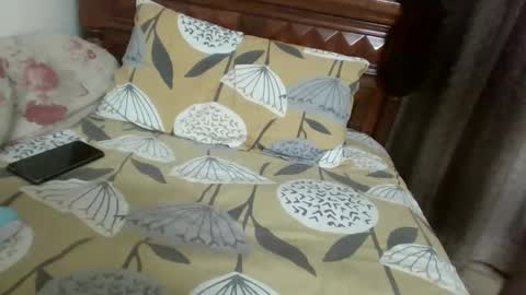 sexypaki1997 online show from February 10, 2025, 9:15 pm