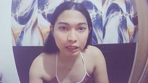 sexypetiteraine online show from April 27, 2026, 6:00 am