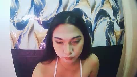 sexypetiteraine online show from April 27, 2026, 6:06 pm