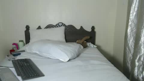 sexypwincy online show from June 26, 2026, 12:15 am