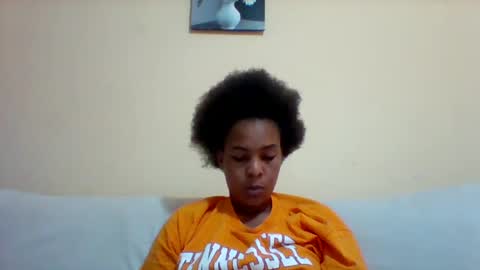 Snapshot of sexyqueen3457132 chatting on December 18, 2024, 9:36 am DOVY ACHIENG online show from December 18, 2024, 9:36 am