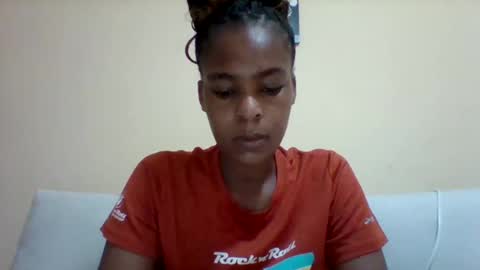 Snapshot of sexyqueen3457132 chatting on February 26, 2025, 11:20 am DOVY ACHIENG online show from February 26, 2025, 11:20 am