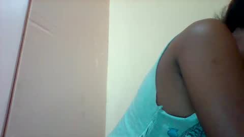 Snapshot of sexyqueen3457132 chatting on March 9, 2025, 1:04 am DOVY ACHIENG online show from March 9, 2025, 1:04 am